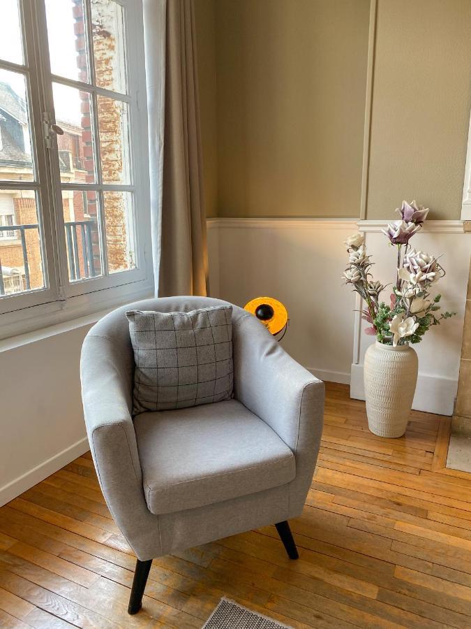 Appartement Chic, 3 Chambres, Hyper Centre-Ville, Parking Payant Amiens Exteriör bild
